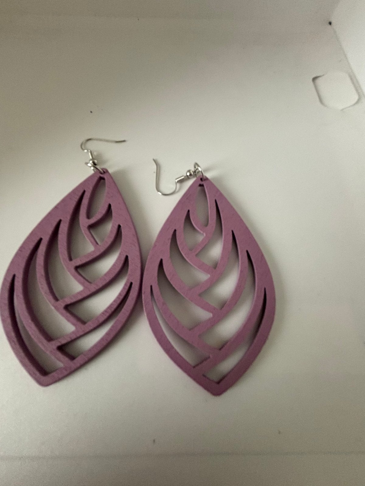 Nieuwe paarse houten oorbellen, Overige materialen, Hangers, Verzenden, Paars