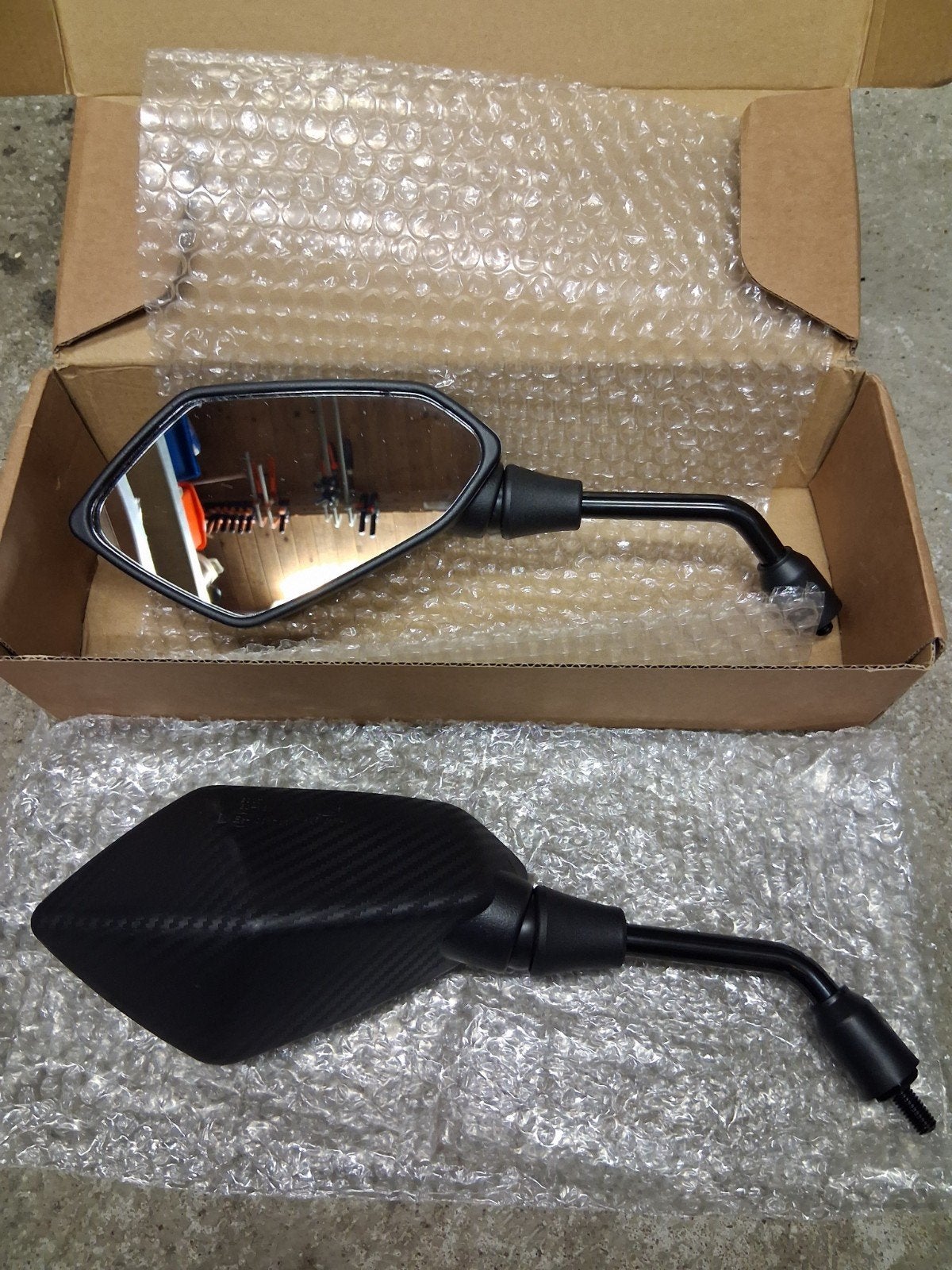 Gloednieuwe Motor Spiegels met Carbon Look (M8), Ophalen of Verzenden, Nieuw