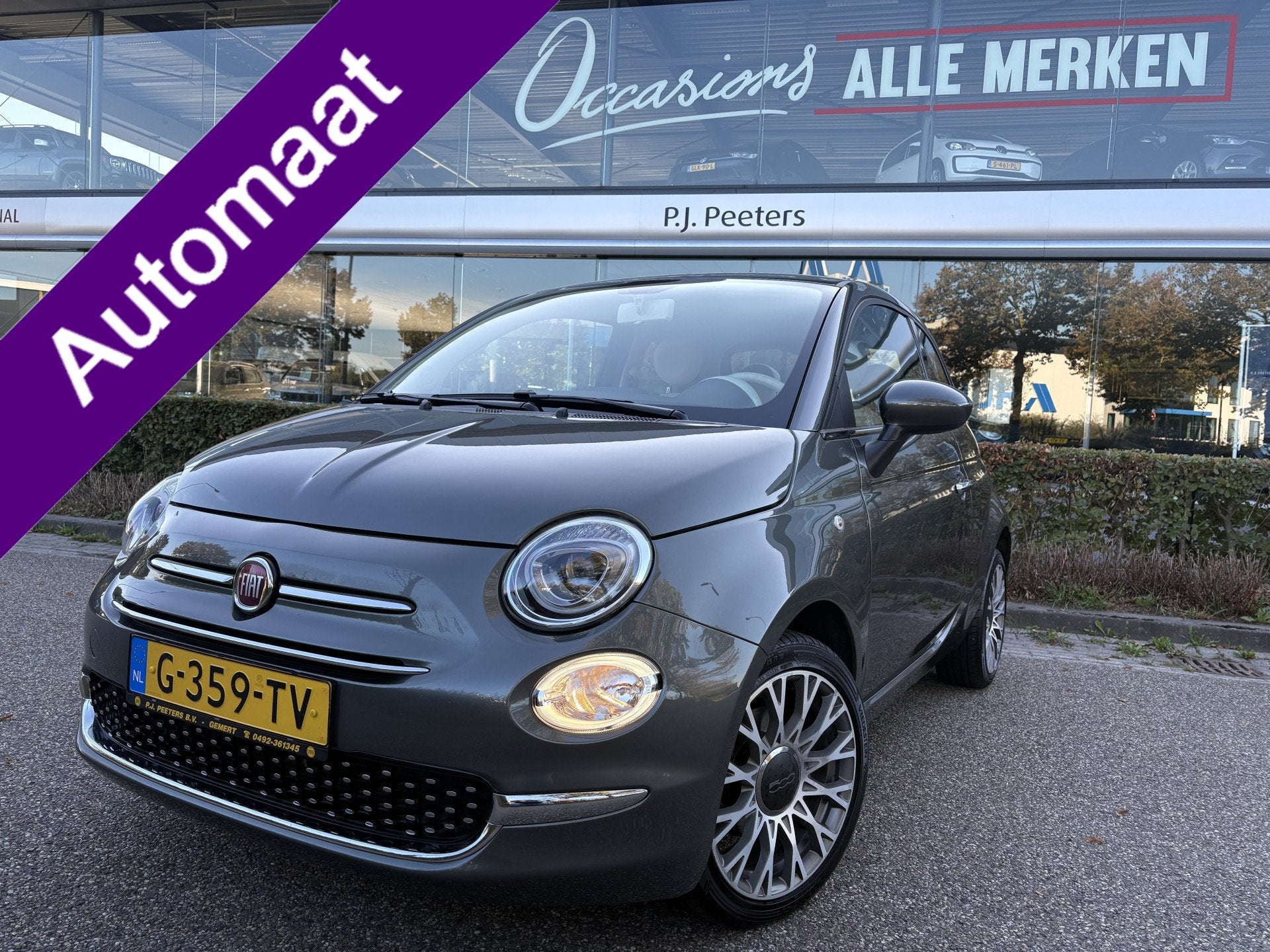 Fiat 500 1.2 Lounge Automaat - Airco - Apple carplay - Navig, Auto's, Stof, Gebruikt, 4 cilinders, 4 stoelen