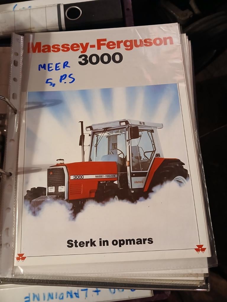 Folders massey ferguson 3000 serie deel 2, Boeken, Ophalen of Verzenden, Zo goed als nieuw, Overige merken