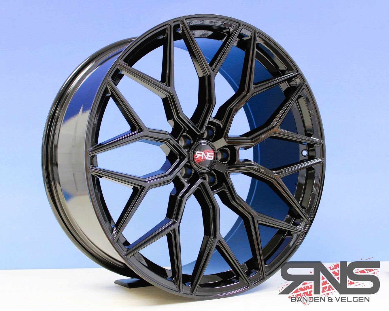 5x114.3 19 inch  Renault Trafic Opel Vivaro Nissan Mercedes, Auto-onderdelen, Velg(en), -, -, Nieuw