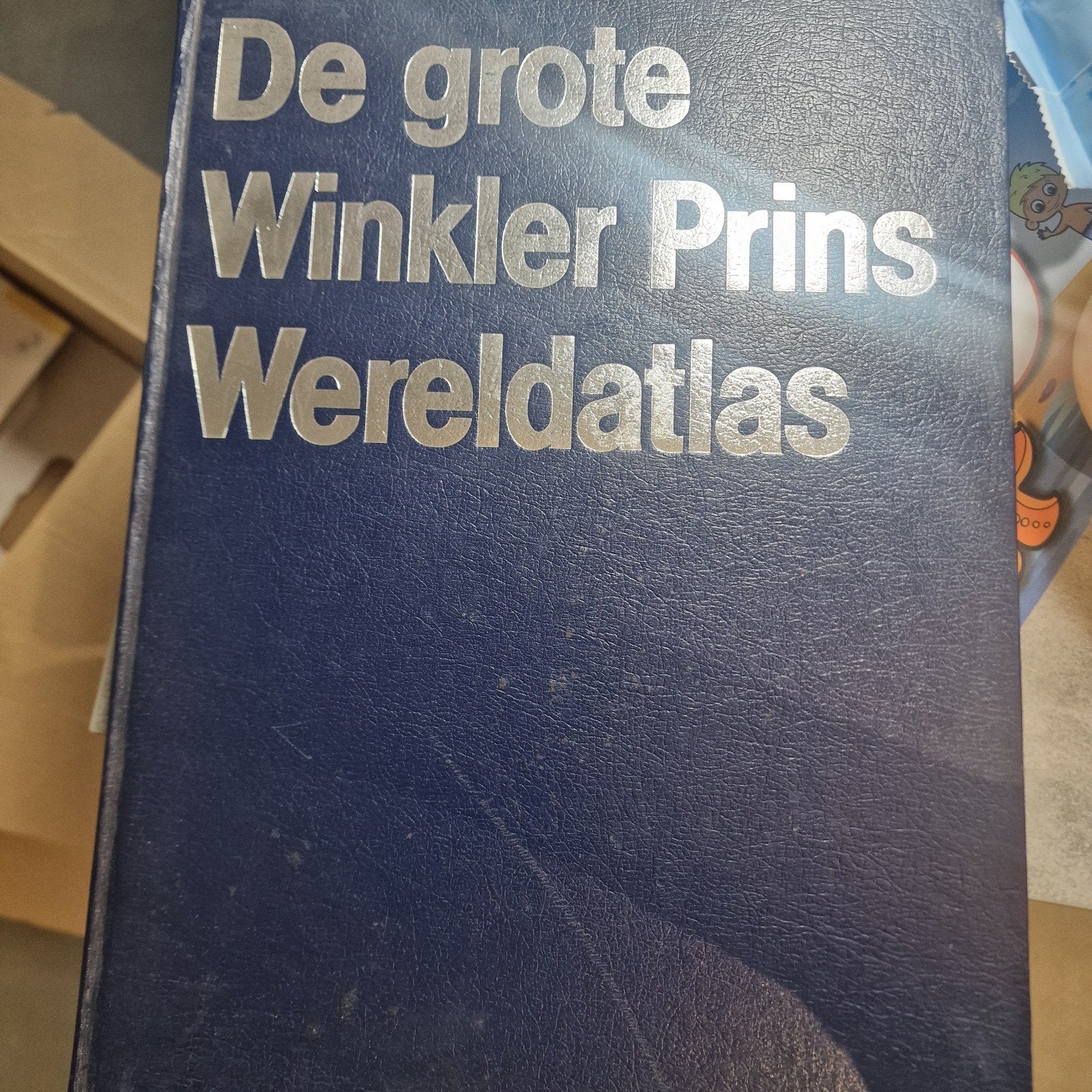 De Grote Winkler Prins Wereldatlas - Harde kaft, Boeken, Gelezen, Overige atlassen, Ophalen of Verzenden, 1800 tot 2000