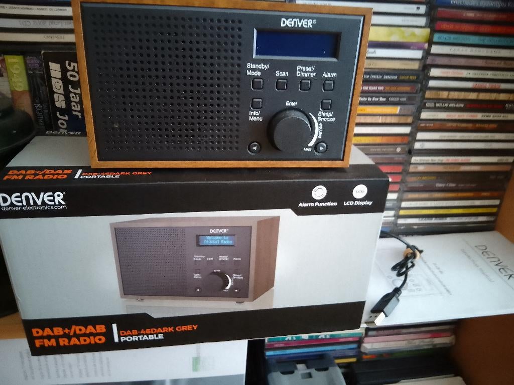 Denver Dab FM radio(otje), Ophalen of Verzenden, Zo goed als nieuw, Transistorradio