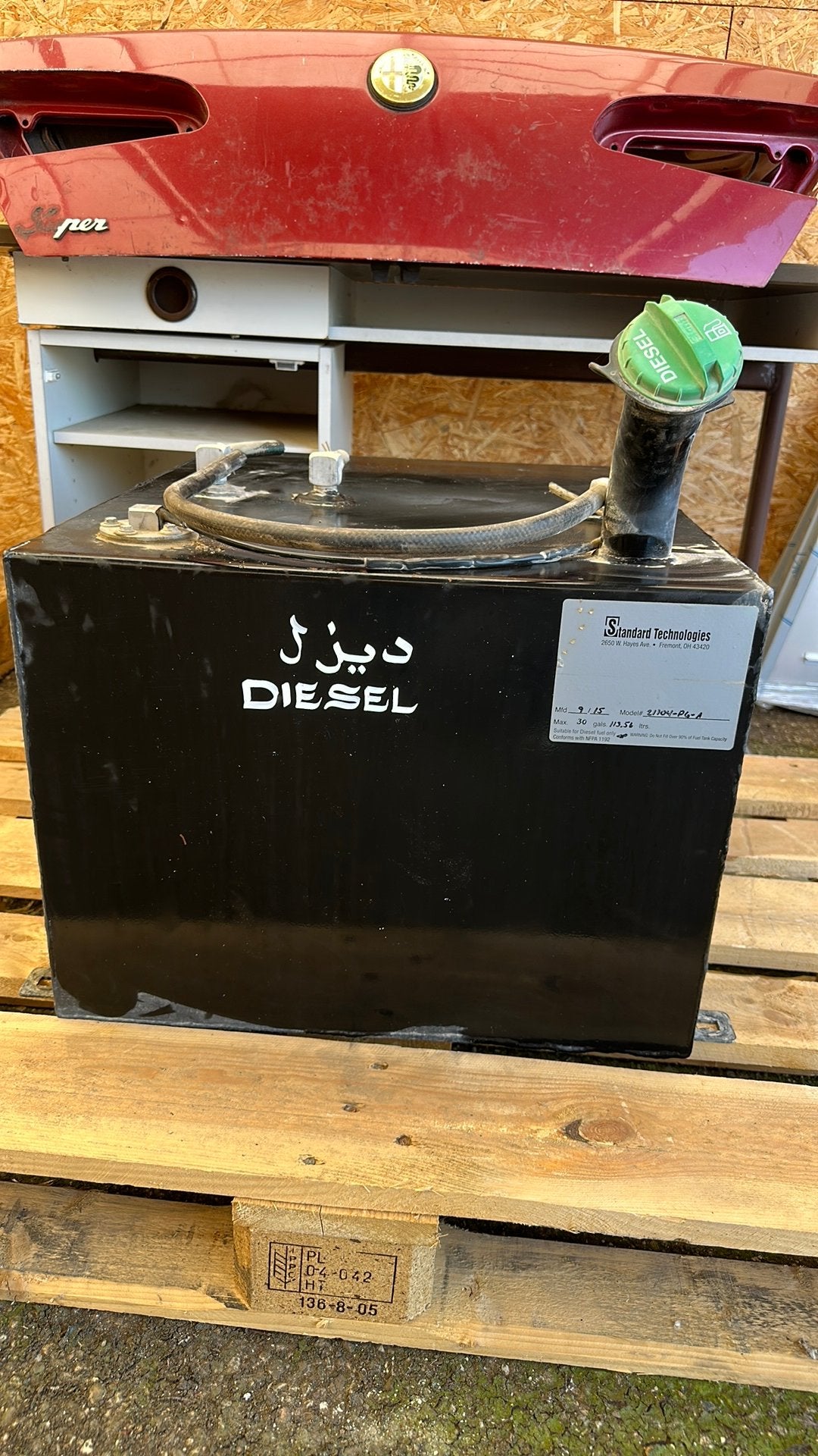 2 Dieseltanks 113 liter, Ophalen, Gebruikt