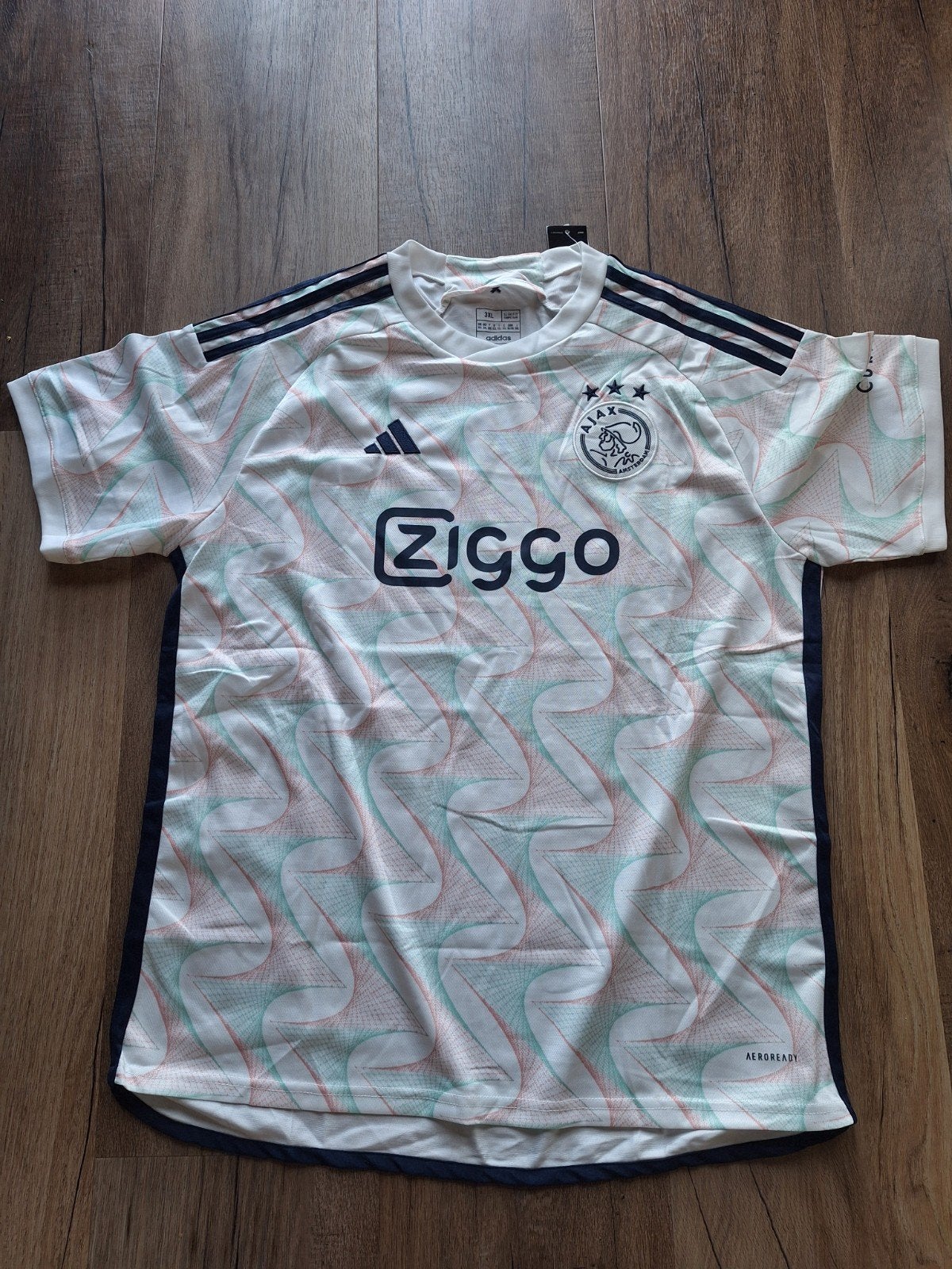 Ajax uitshirt 2023/2024 - Nieuw met kaartjes - Maat 3XL, Sport en Fitness, Voetbal, Ophalen of Verzenden