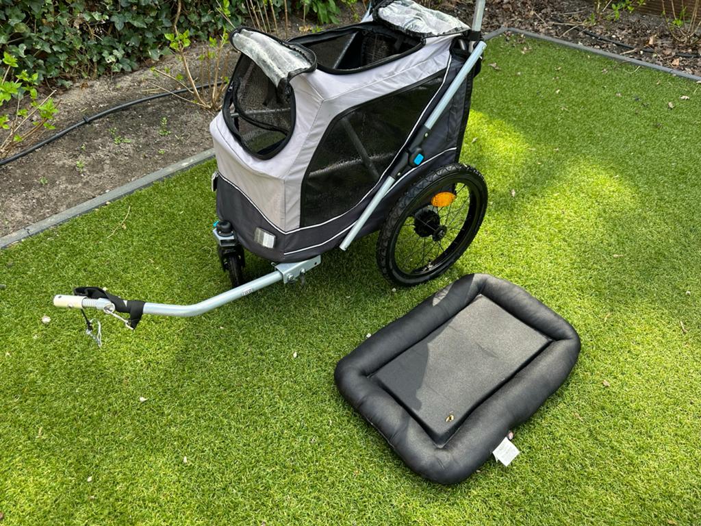 Trixie fietskar voor de hond - Opvouwbaar, Fietsen en Brommers, Fietsaccessoires | Aanhangers en Karren, Ophalen, Opvouwbaar, 20 tot 40 kg