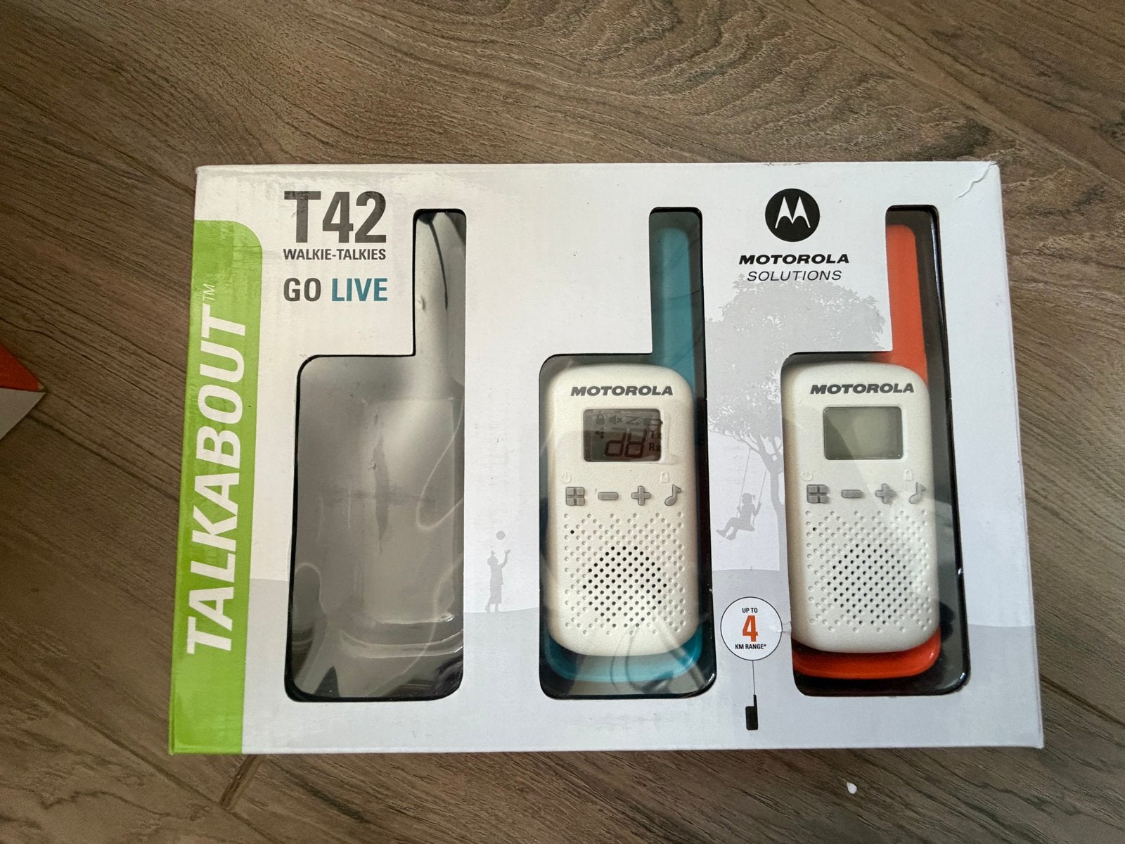 Nieuwe Motorola T42 Walkietalkie Set (2 stuks), Ophalen of Verzenden, Nieuw, 2 to 5 km, Portofoon of Walkie-talkie