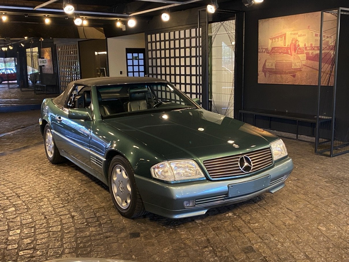 Mercedes-Benz SL-Klasse 300 3.2 (bj 1993, automaat), Auto's, Oldtimers, Automaat, Bedrijf, Groen, Lederen bekleding