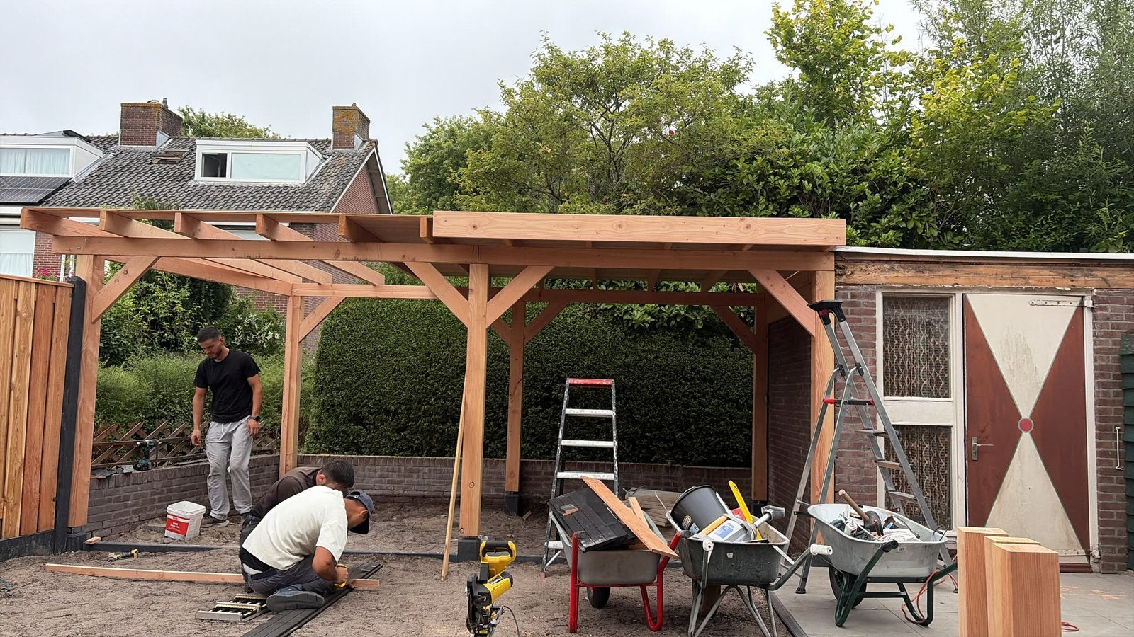 Overkappingen en Tuinhuizen, Tuin en Terras, Tuinhuizen, Ophalen of Verzenden, Zo goed als nieuw, 3 ramen of meer