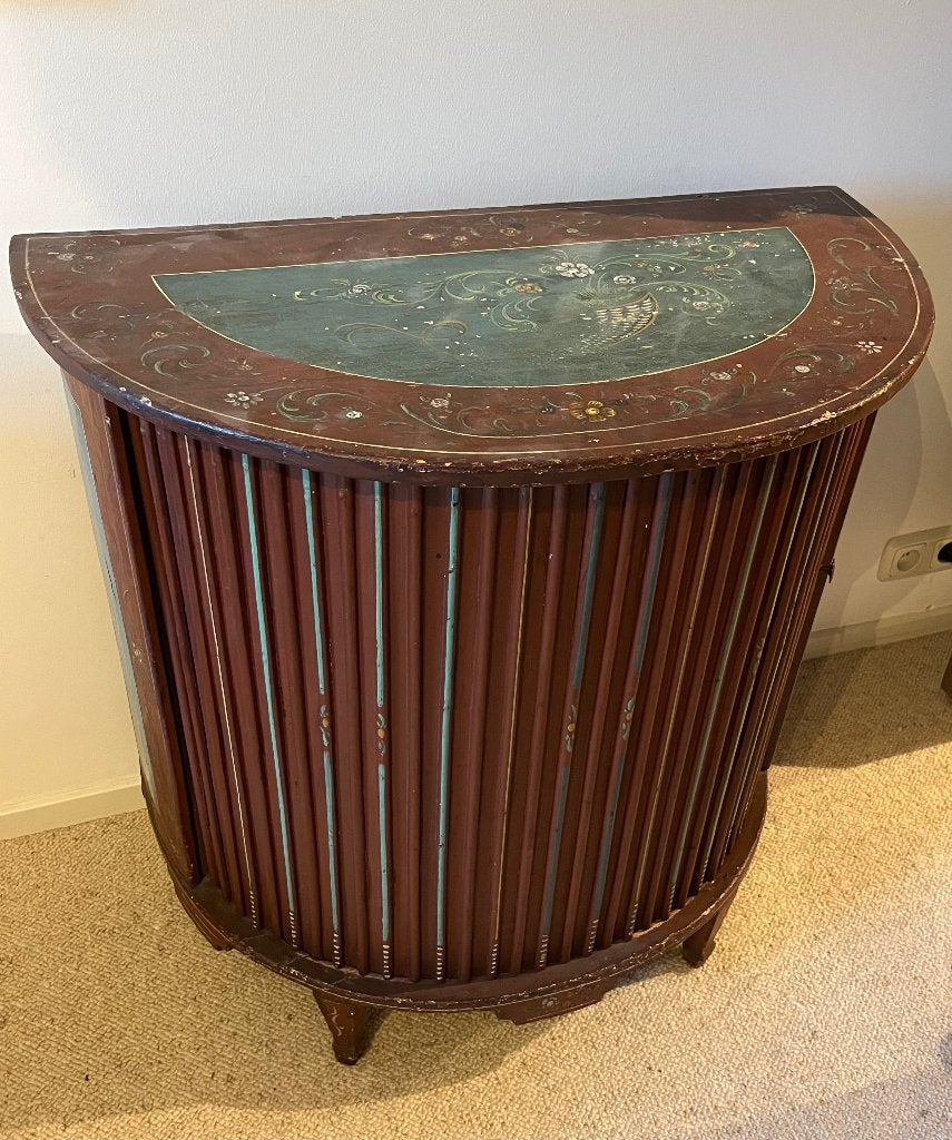 Antieke Halfronde Commode met Handgeschilderde Details, Antiek en Kunst, Ophalen