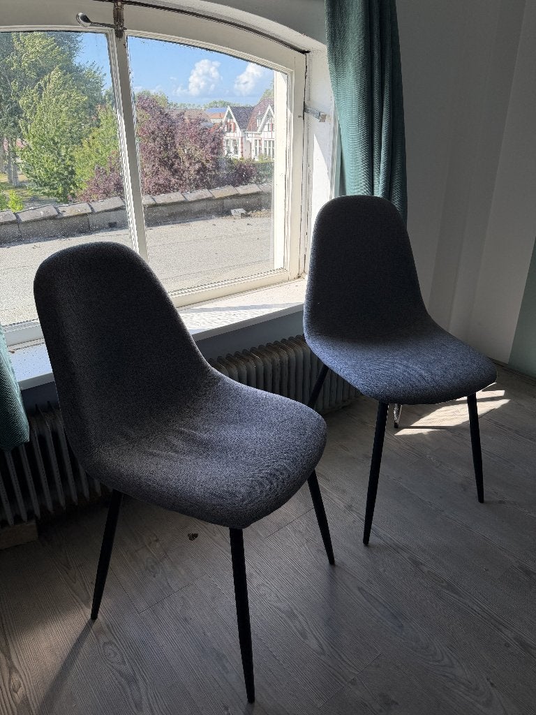 Grijze gestoffeerde eetkamerstoelen – set van 2, Ophalen, Gebruikt, Grijs, Twee