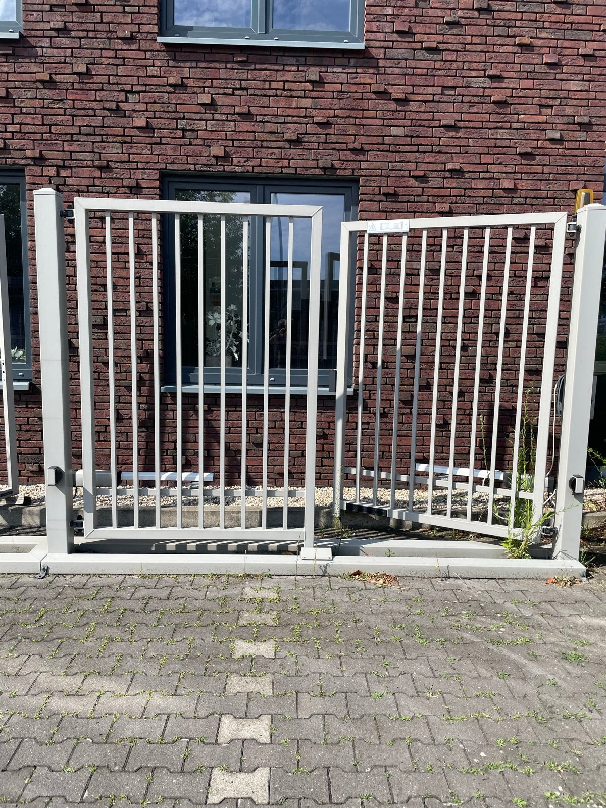Vleugelpoort - Doorgang 3m, Hoogte 2m, Ophalen, Met poort, Overige typen, Zo goed als nieuw