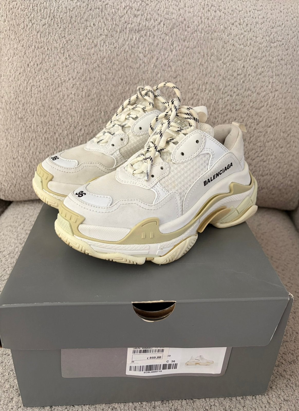 Balenciaga sneakers, Wit, Ophalen of Verzenden, Sneakers of Gympen, Zo goed als nieuw