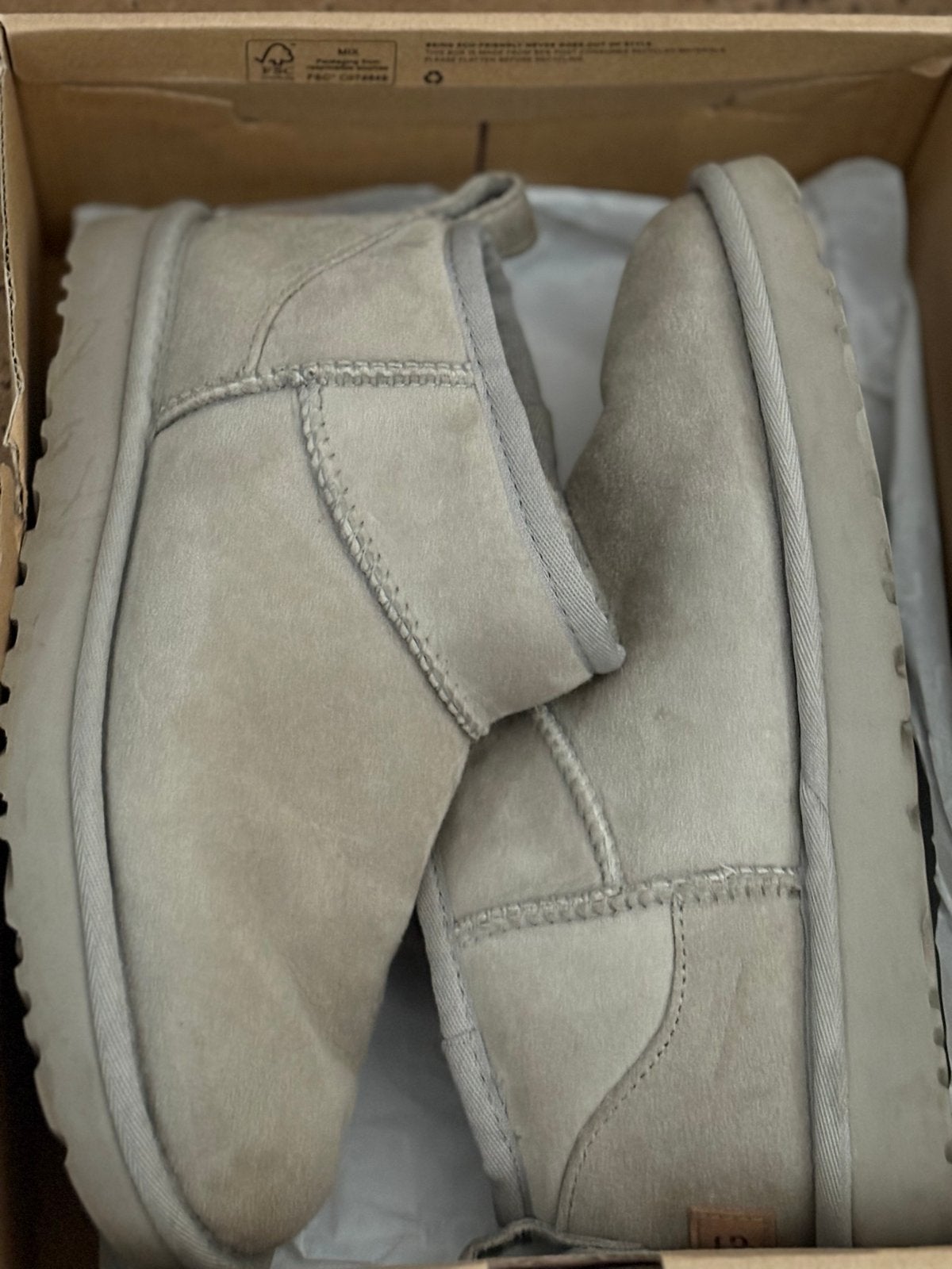 Ugg Classic Ultra Mini laarzen maat 38, Kleding | Dames, Schoenen, Verzenden, Gedragen, Beige, Lage of Enkellaarzen