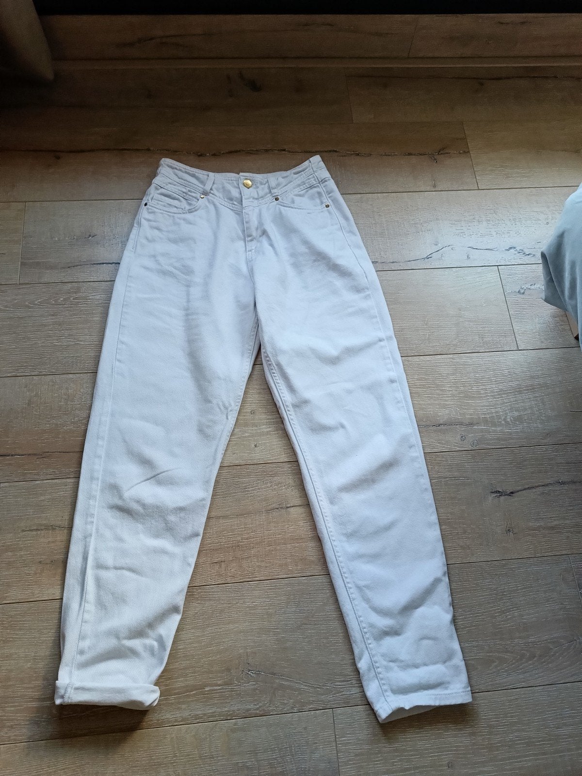 Witte jeans maat S - Revelation, Kleding | Dames, Spijkerbroeken en Jeans, Ophalen of Verzenden, Zo goed als nieuw, Wit, W28 - W29 (confectie 36)