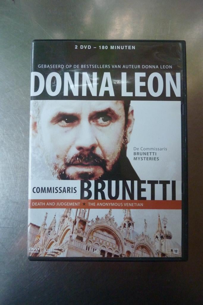 Donna Leon Box - Commissaris Brunotti (Deel 1), Vanaf 12 jaar, Ophalen of Verzenden, Zo goed als nieuw, Thriller