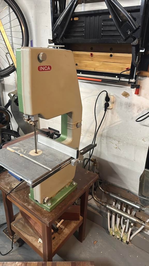Inca lintzaag / bandzaagmachine met zaagtafel, Ophalen, Gebruikt, 70 mm of meer, Lintzaag