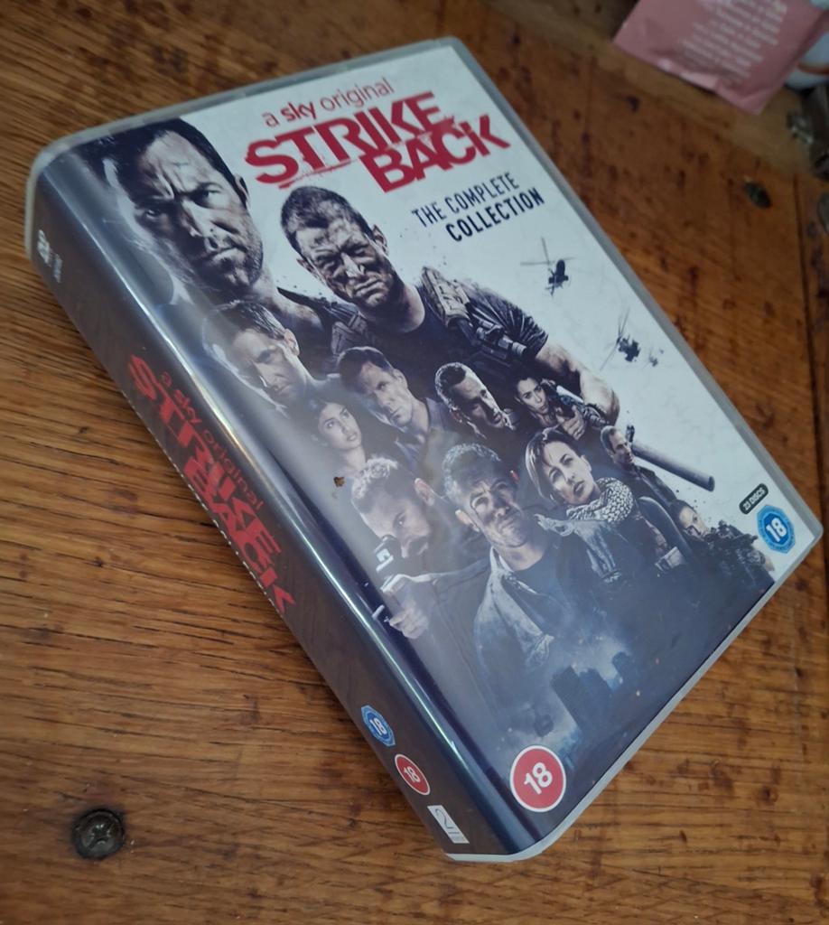 Strike Back: The Complete Collection - Alle Seizoenen DVD, Cd's en Dvd's, Vanaf 16 jaar, Boxset, Ophalen of Verzenden, Zo goed als nieuw