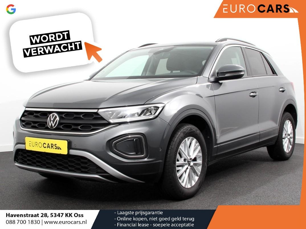 Volkswagen T-Roc 1.5 TSI 150pk DSG Life Navigatie Apple Carp, Stof, 4 cilinders, 150 pk, Bedrijf