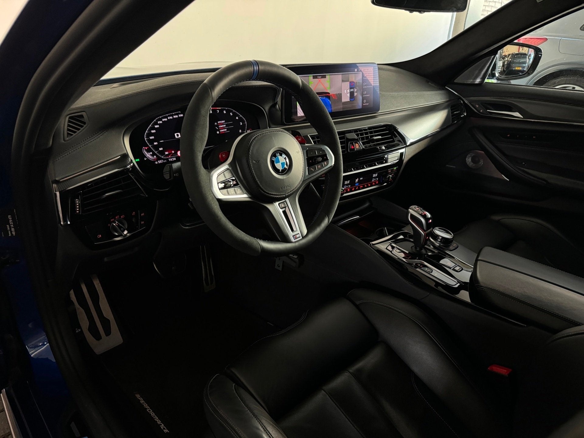 BMW 5-serie M5 Competition Akra|Carbon|Ceramic|Softclose|B&W, Automaat, Gebruikt, 2000 kg, 120 €/maand