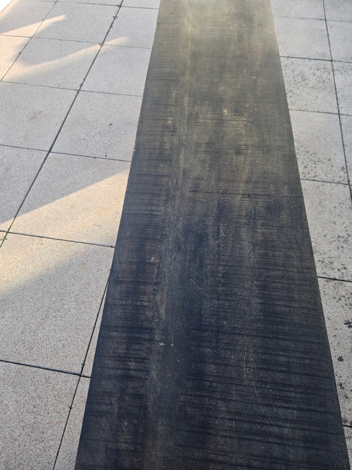 Robuuste houten bank met metalen onderstel, Ophalen, Gebruikt, Hout
