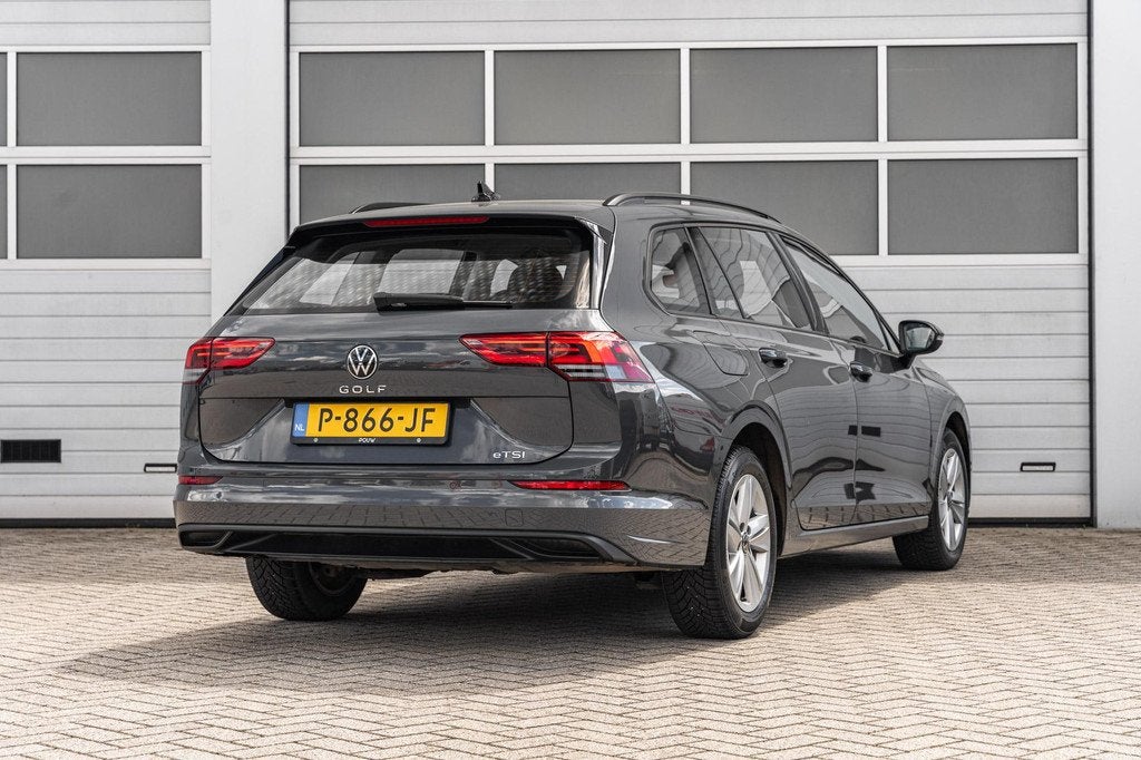 Volkswagen Golf Variant 1.0 eTSI 110pk DSG Life | Navigatie, Auto's, Volkswagen, 12 maanden, Stof, Gebruikt, Origineel Nederlands