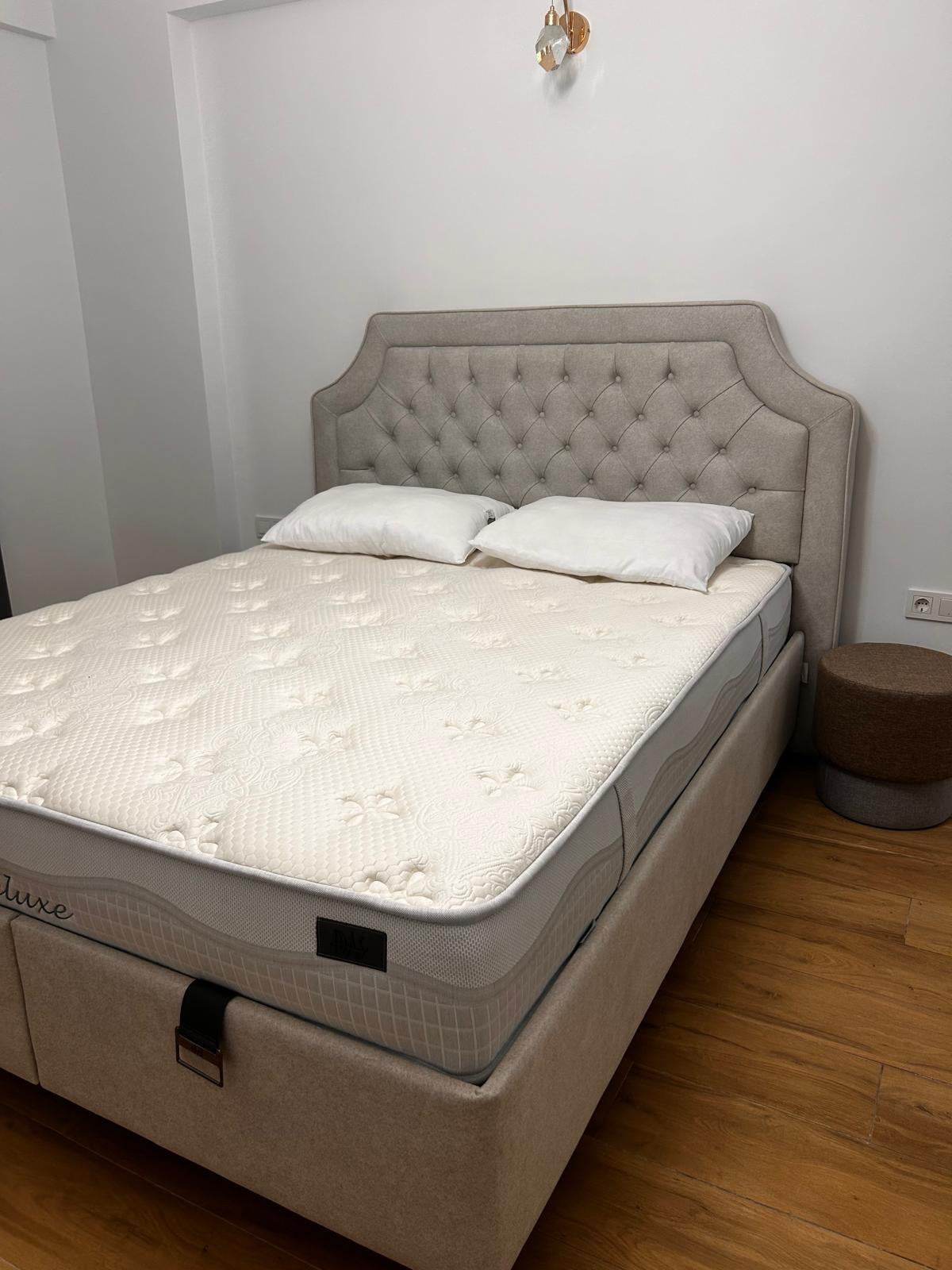 Bed met opbergruimte, Ophalen of Verzenden, Zo goed als nieuw, Tweepersoons
