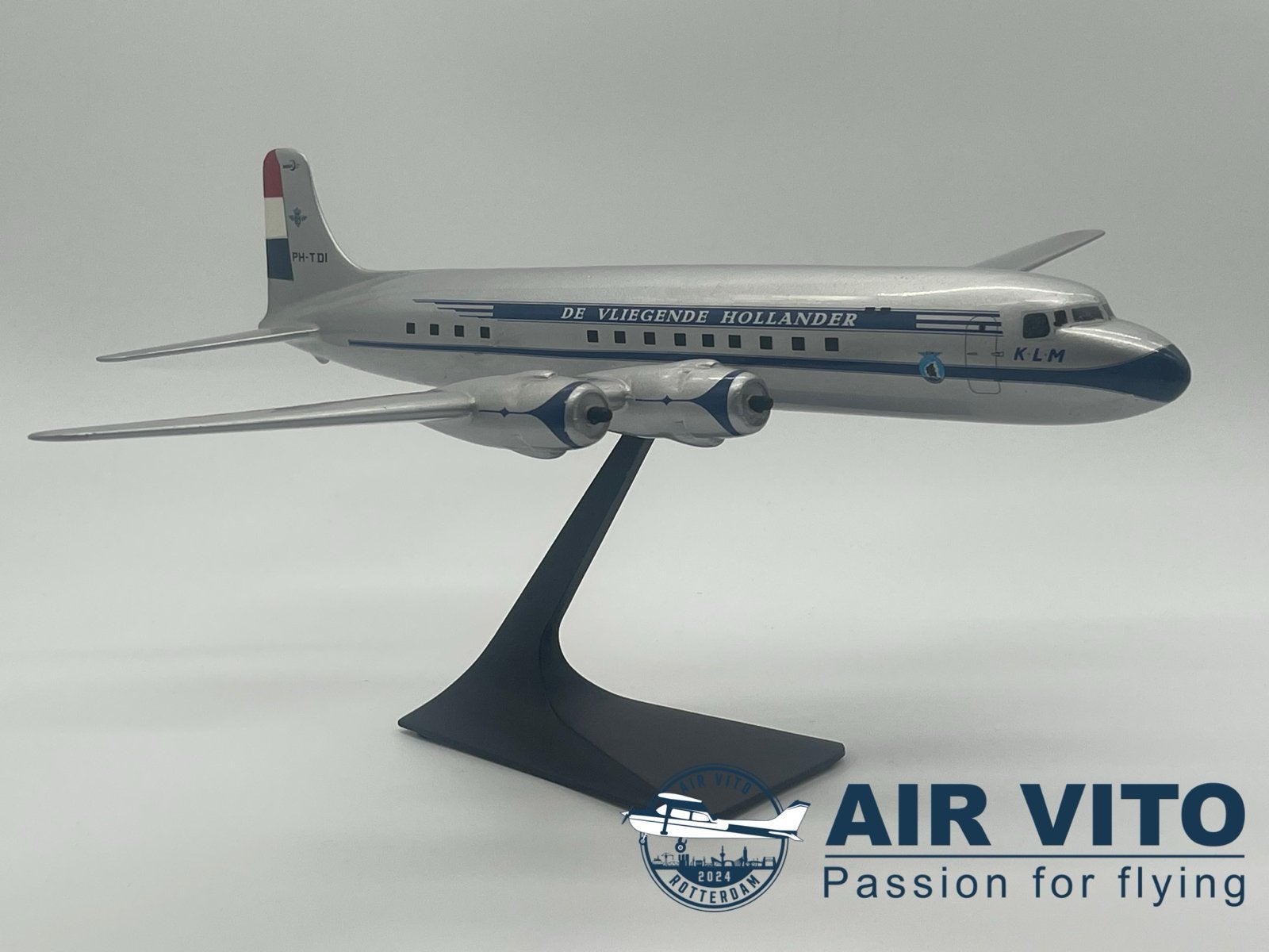 Verkuyl KLM DC-6 'De Vliegende Hollander' Recast Model, Overige merken, 1:200 of kleiner, ., Air Vito