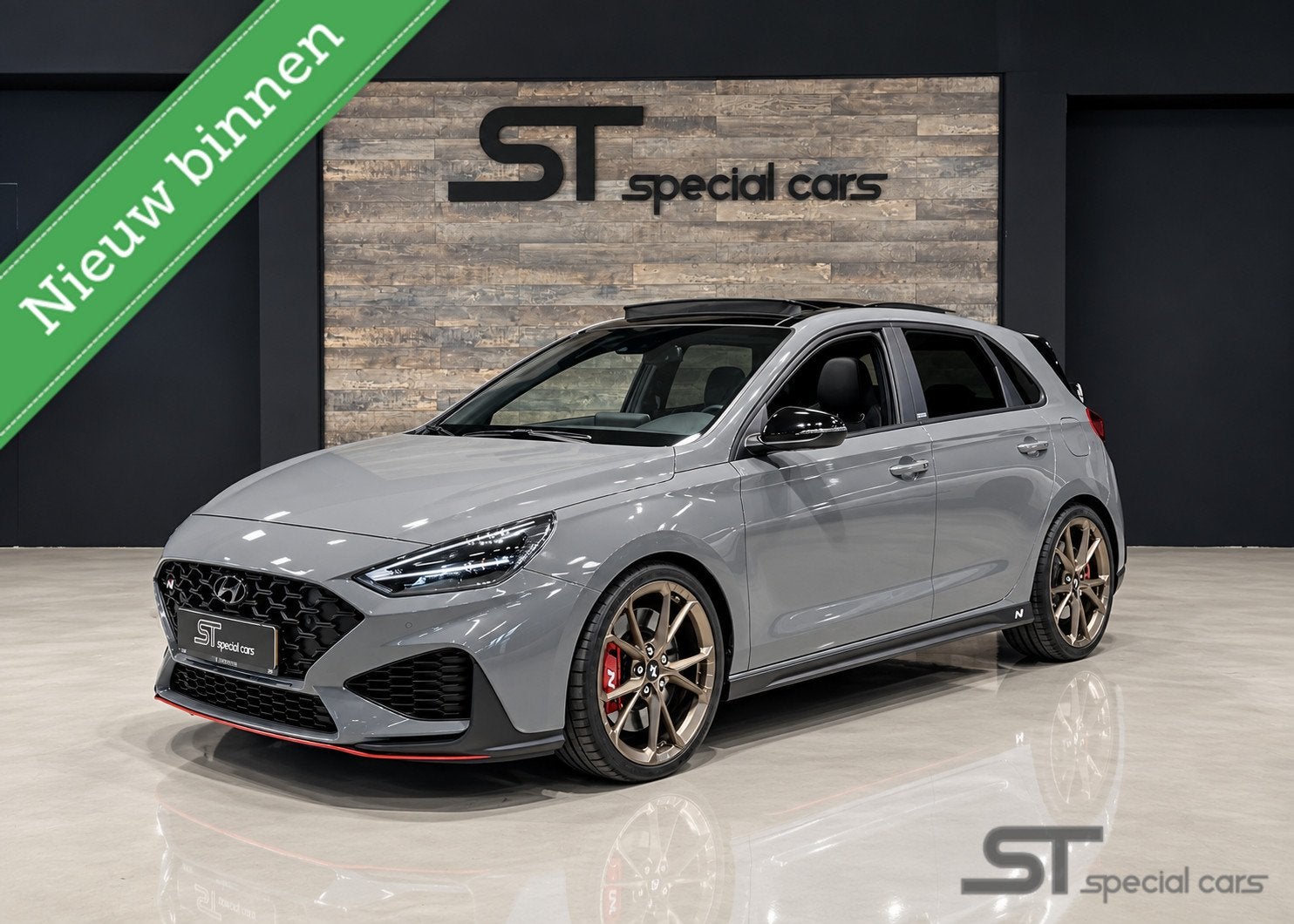 Hyundai i30 2.0 N-Performance|AUT|Pano|Brons wielen, 1998 cc, Gebruikt, 4 cilinders, Bedrijf