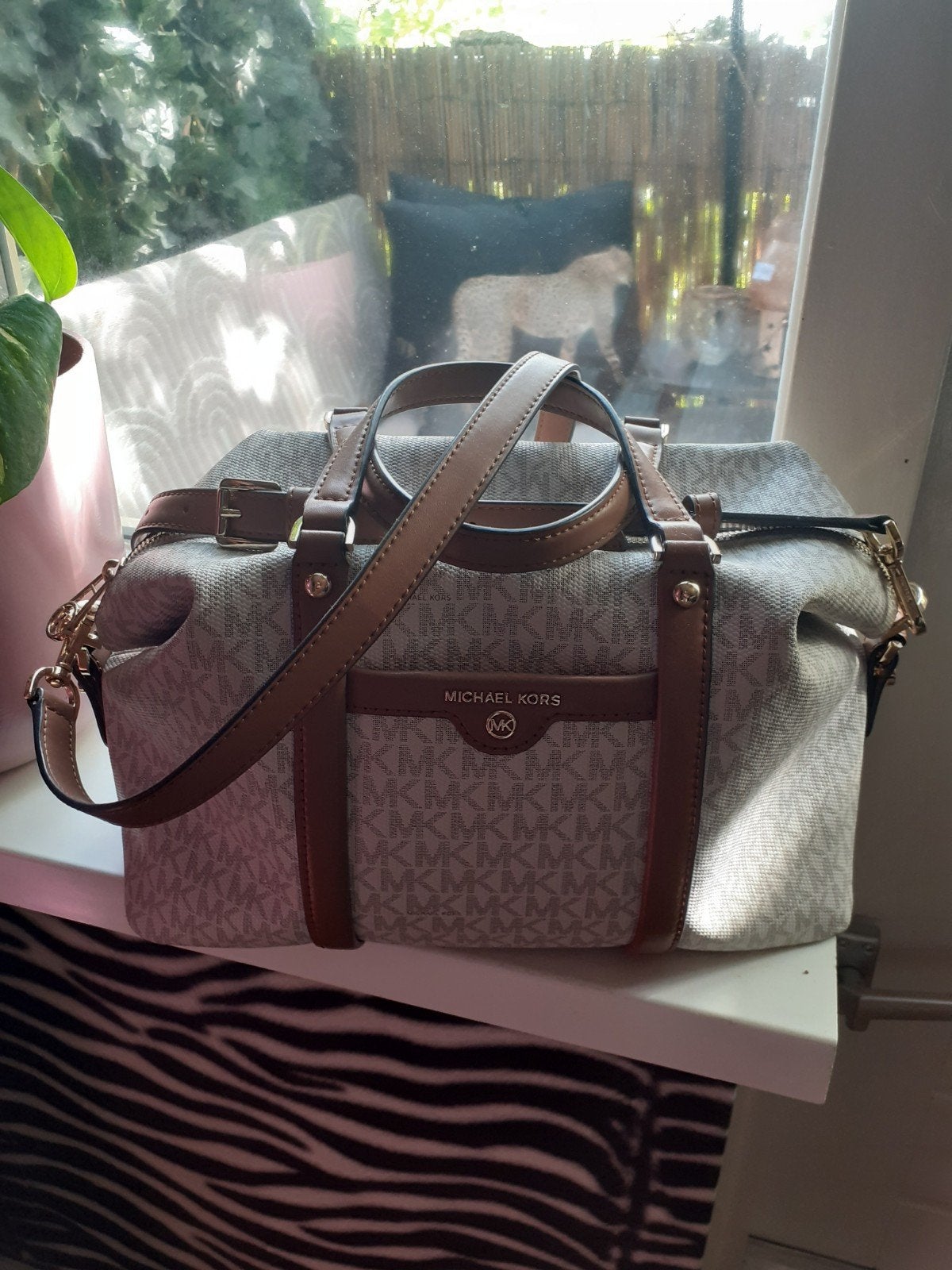 nieuwe Michael kors schouder/ hand tas, Ophalen of Verzenden, Nieuw, Zwart, 30 cm of meer