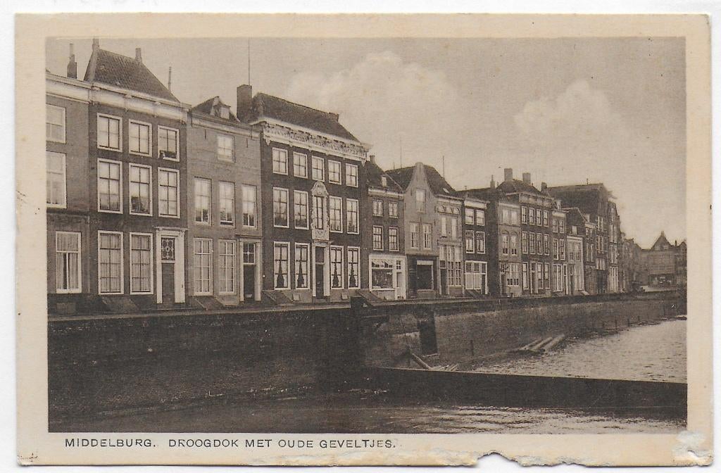 Middelburg Droogdok Oude Ongelopen Ansichtkaart ( B4077), Verzamelen, Verzenden, 1940 tot 1960, Ongelopen, Zeeland