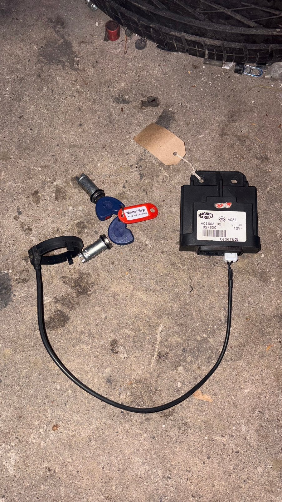 Piaggio ECU met chipkey vespa gilera Leader, Ophalen of Verzenden, Nieuw, Overige typen