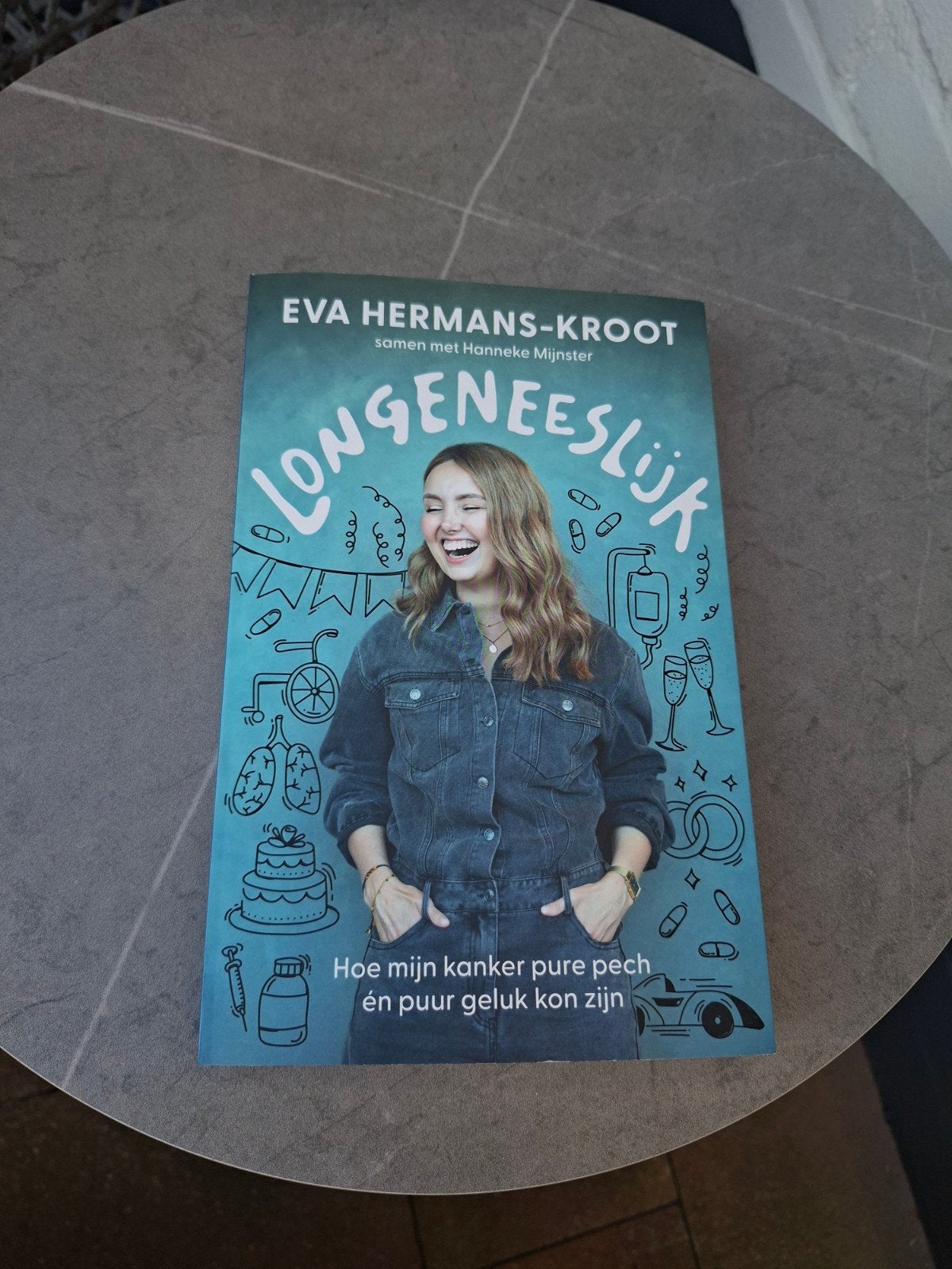 Longeneeslijk - Eva Hermans-Kroot (Boek), Ophalen of Verzenden, Zo goed als nieuw, Eva Hermans-Kroot, Nederland