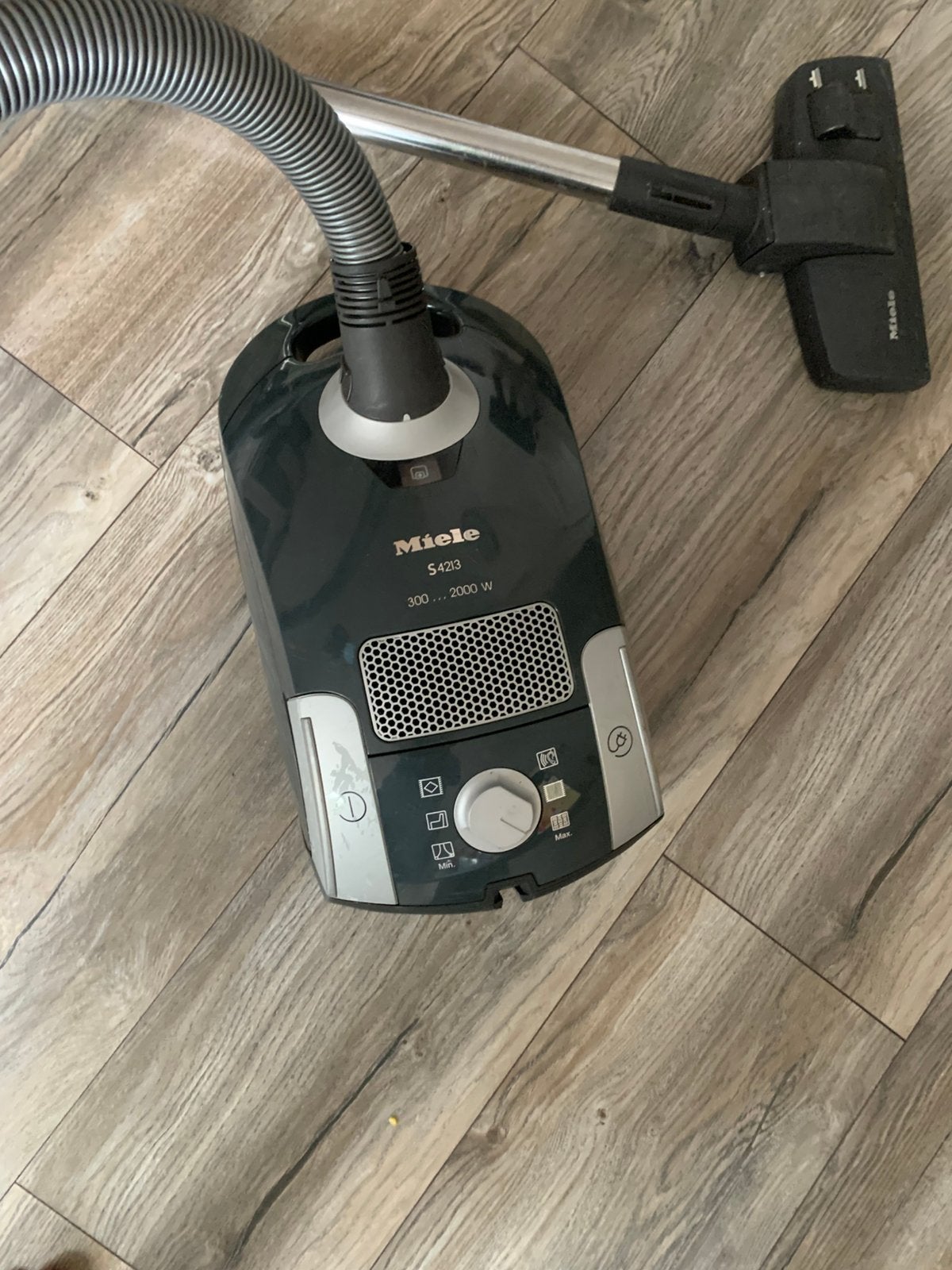 Stofzuiger Miele, Ophalen, Zo goed als nieuw