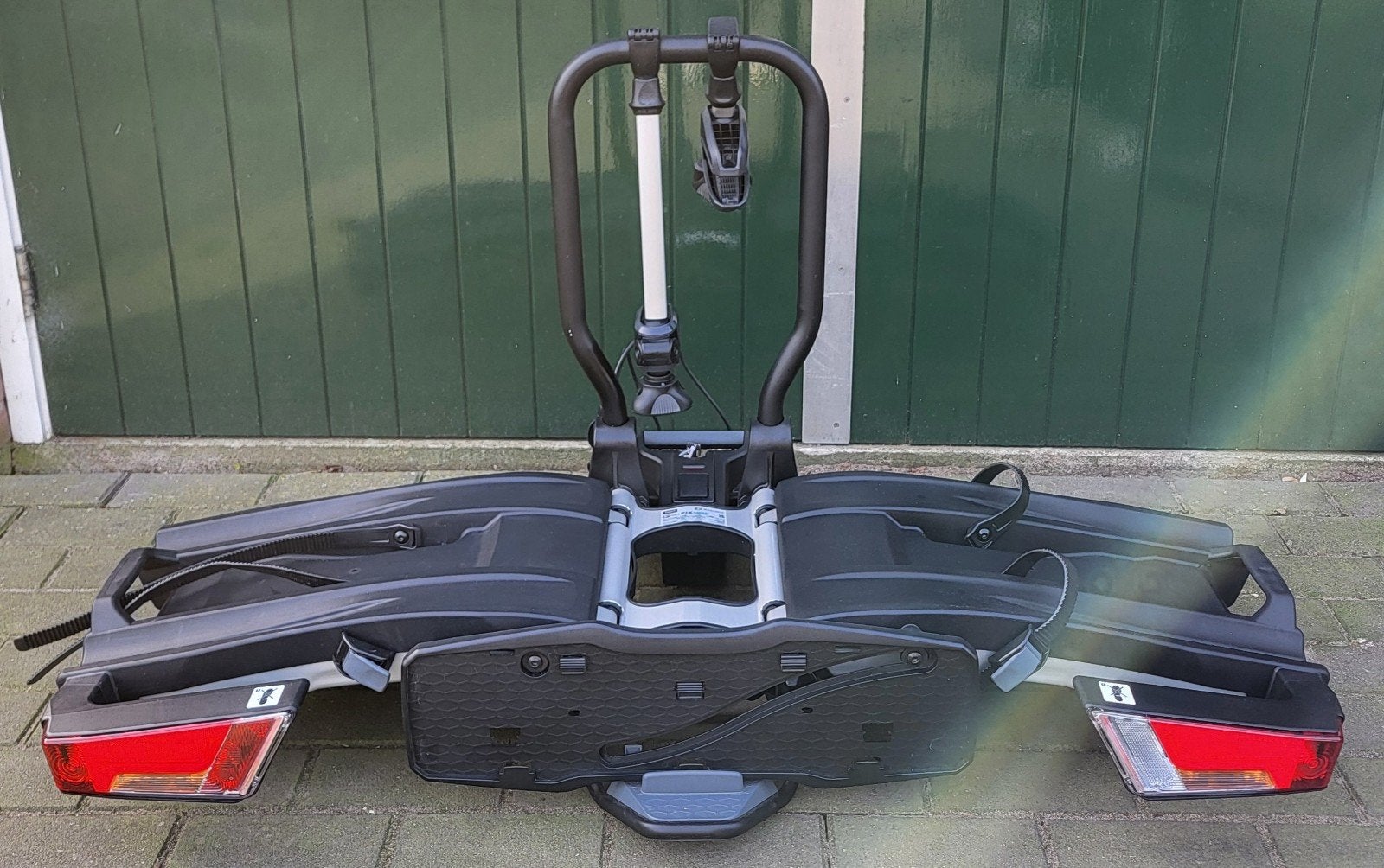 Thule EasyFold FIX4BIKE Fietsendrager – NIEUWSTAAT, Auto diversen, Fietsendragers, Zo goed als nieuw, Trekhaakdrager, 2 fietsen