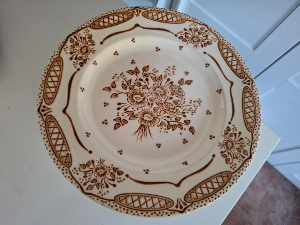 EIT servies borden ironstone antiek, Antiek en Kunst, Antiek | Servies los, Ophalen of Verzenden