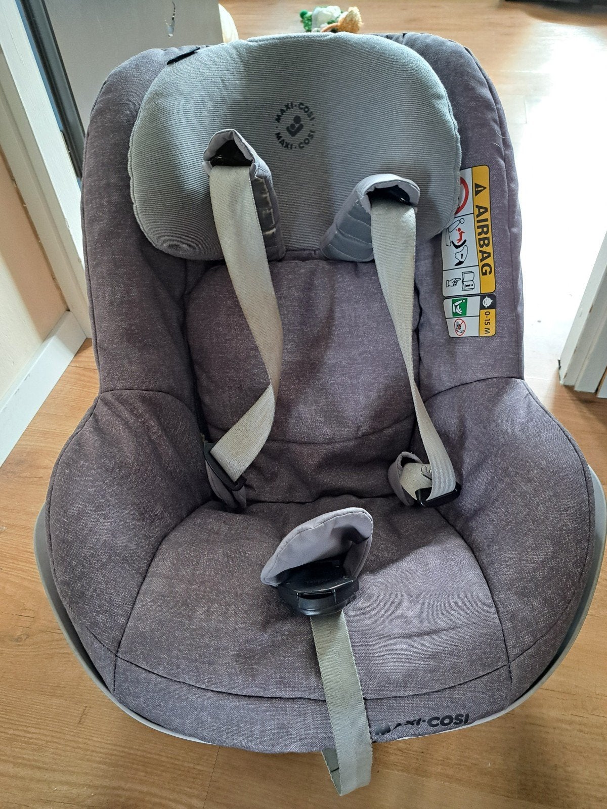 Maxi-Cosi Pearl Pro i-Size met FamilyFix2 base, Kinderen en Baby's, Autostoeltjes, Ophalen