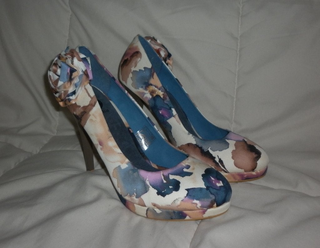 pumps    maat 40  merk:  Sacha , Pumps, Overige kleuren, Ophalen of Verzenden, Zo goed als nieuw