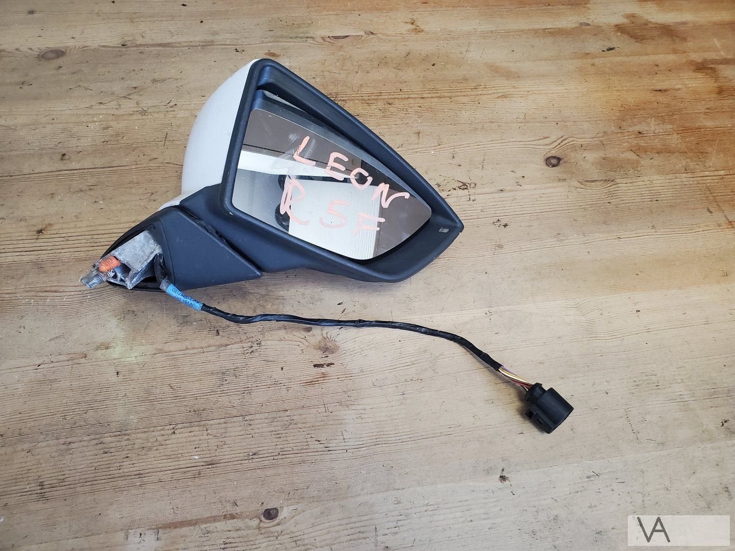 Seat Leon 5f 2012 - 2020 spiegel rechts wit standaard €50, Auto-onderdelen, Spiegels, Gebruikt, -, -, Ophalen of Verzenden