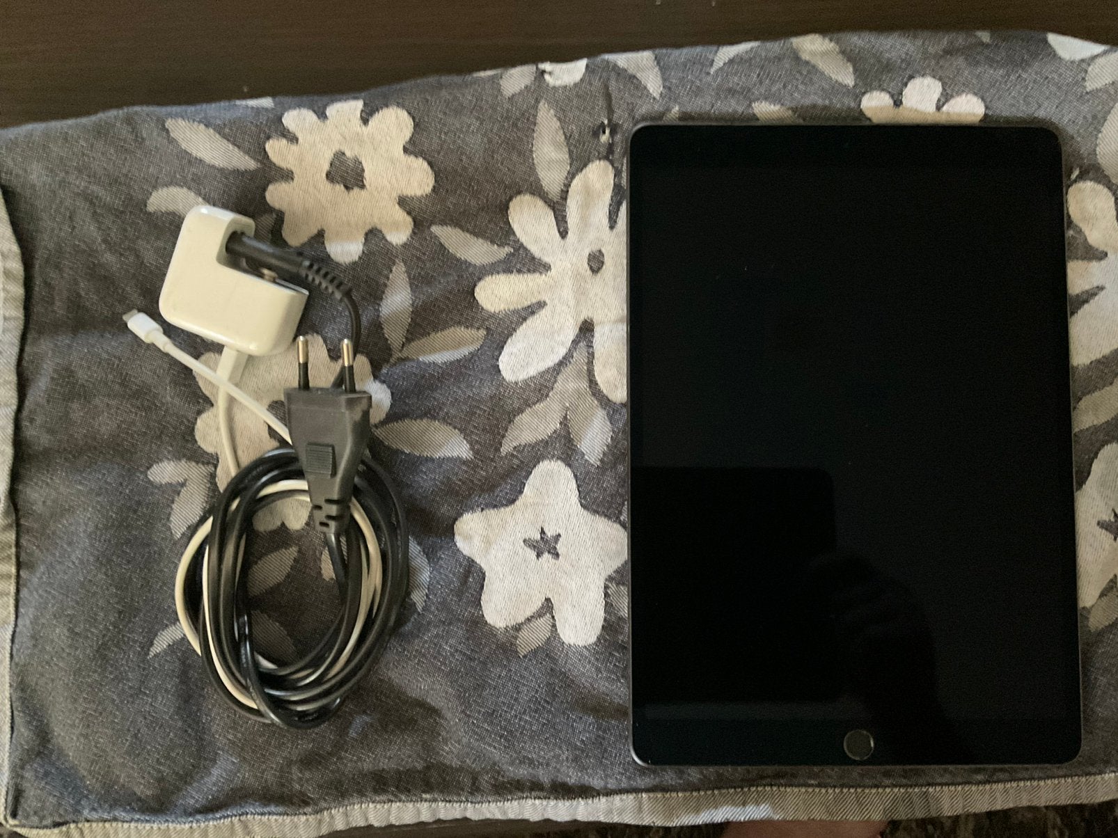 Ipad Air Gen3 256GB (wifi & cellular), Computers en Software, Apple iPads, Gebruikt, Zwart, Apple iPad Air, Ophalen of Verzenden