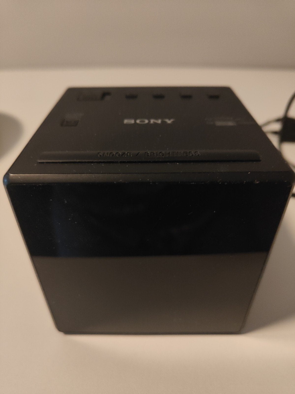 Sony Wekkerradio - Compact en Functioneel, Ophalen of Verzenden, Gebruikt, Digitaal
