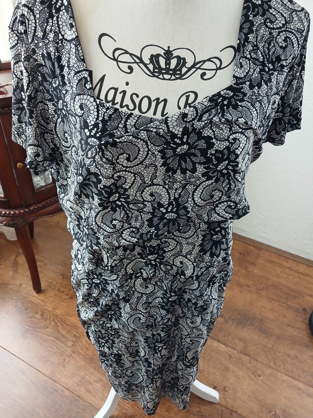 Hele mooie jurk merk NORAH 44, Kleding | Dames, Jurken, Ophalen of Verzenden