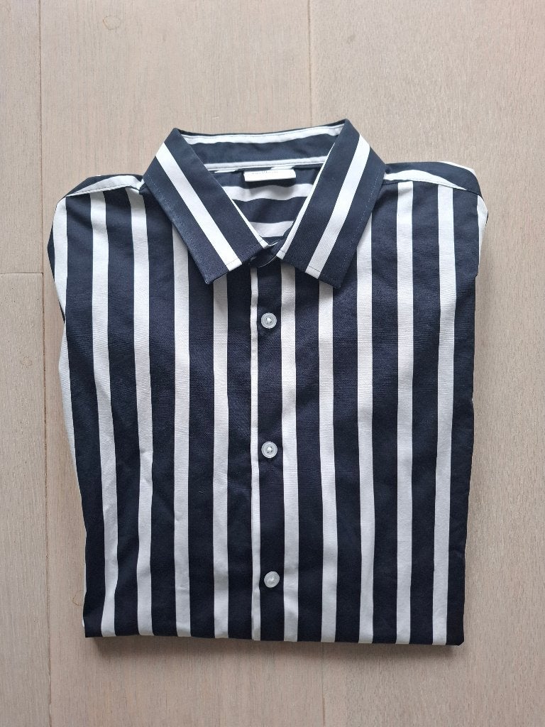 Daily Aestheticz (the Sting) Overhemd blauwwite strepen, Kleding | Heren, Blauw, Ophalen of Verzenden, Zo goed als nieuw, Halswijdte 41/42 (L)