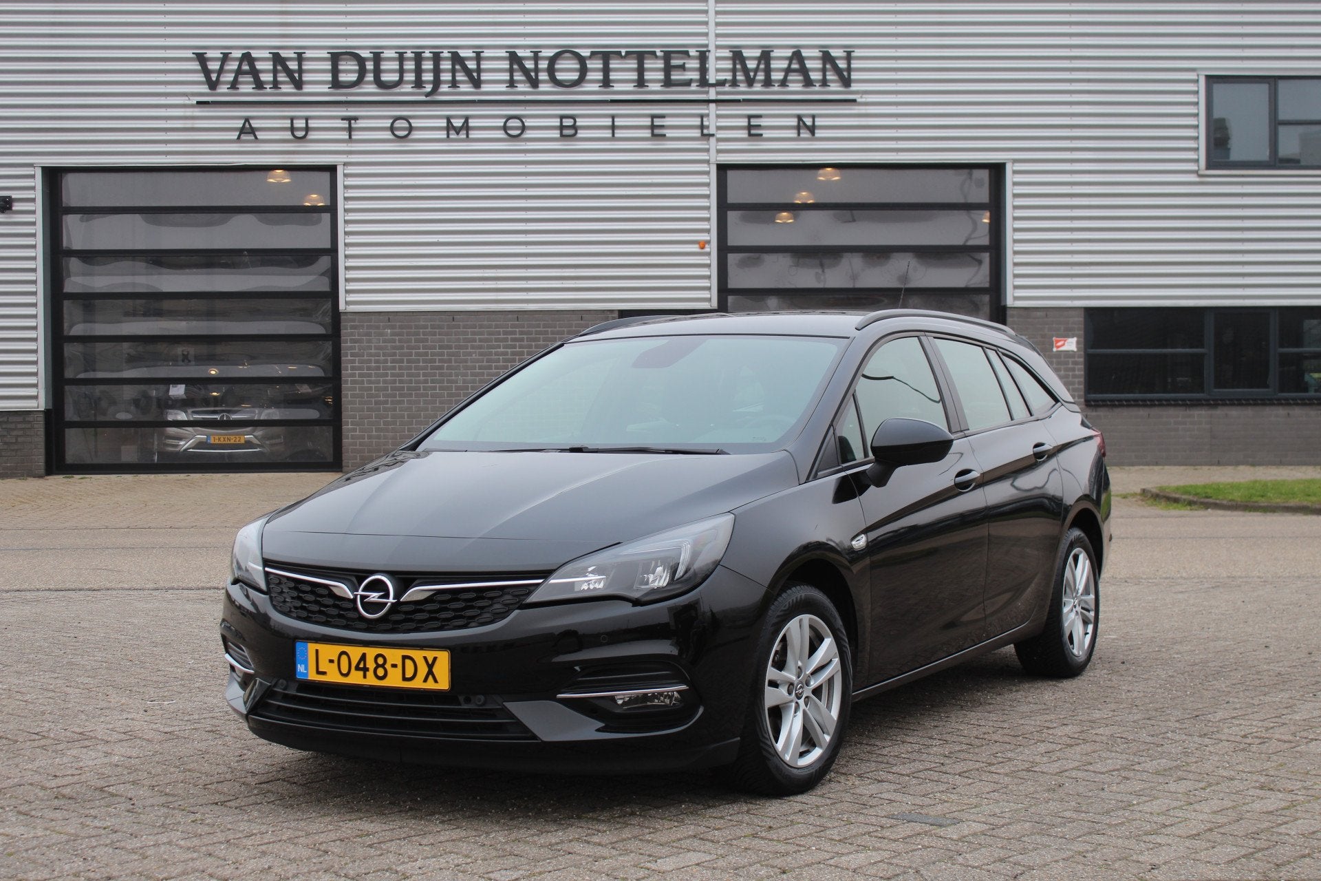 Opel Astra Sports Tourer 1.2 Edition / Carplay / Camera / N., Voorwielaandrijving, Dealer onderhouden, Stof, Gebruikt