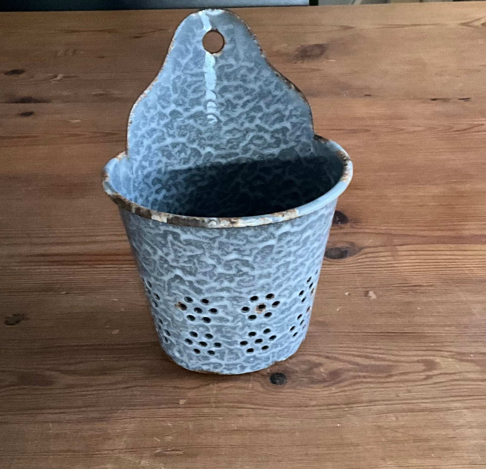 Grijs gewolkt emaille gootsteenbakje/ theebladerenbakje, Ophalen