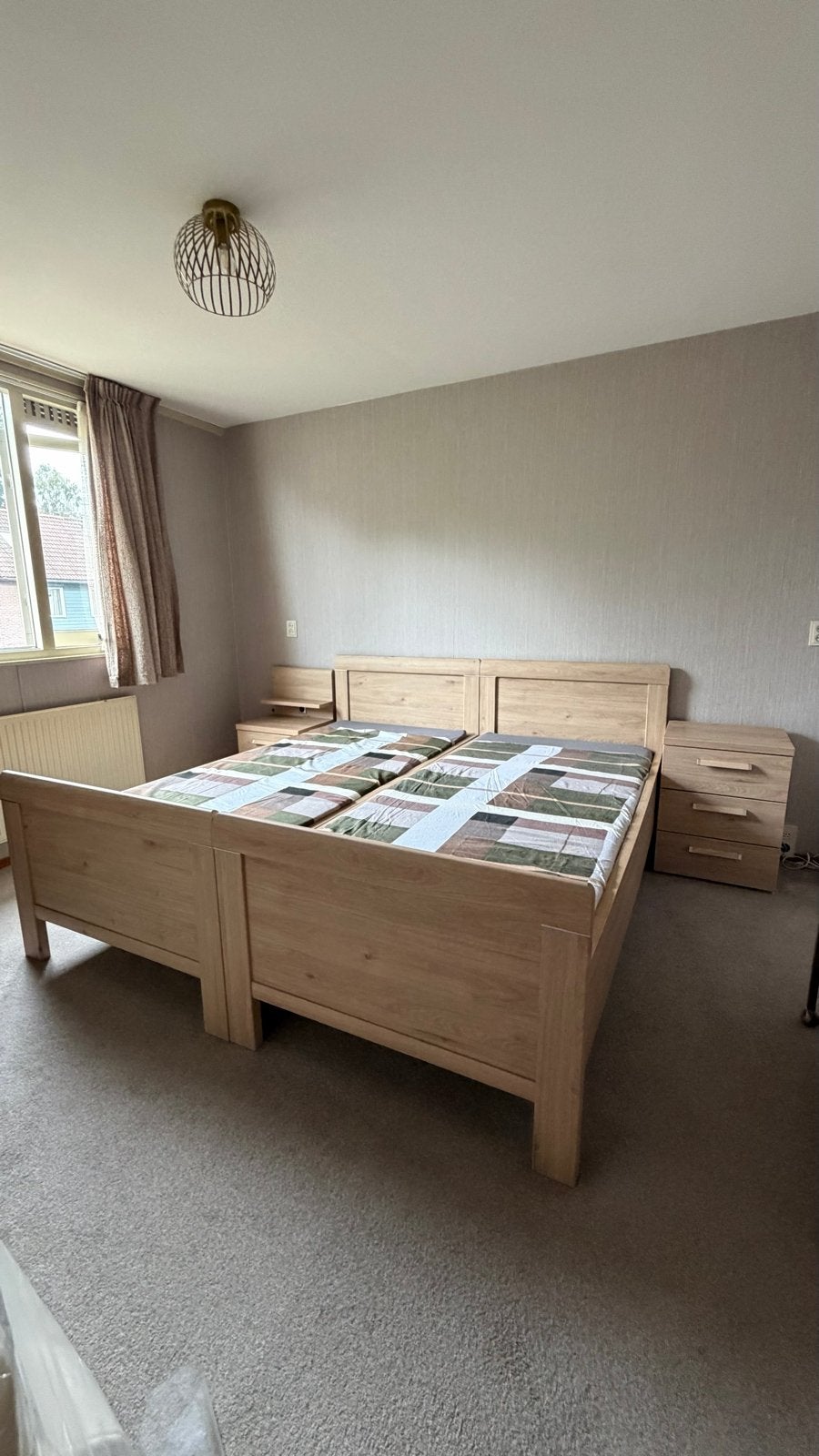 Zo goed als nieuw seniorenbed (2x) zonder matrassen, Ophalen, 90 cm, Overige kleuren, Tweepersoons