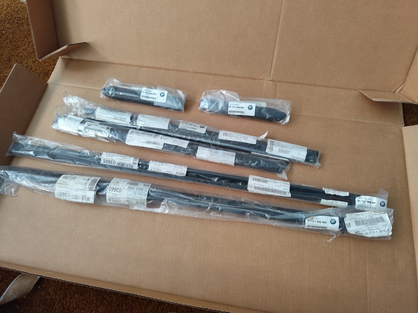 BMW E30 Sierlijsten Deurstrips Set - Origineel BMW, Nieuw, Ophalen of Verzenden, BMW, Voor