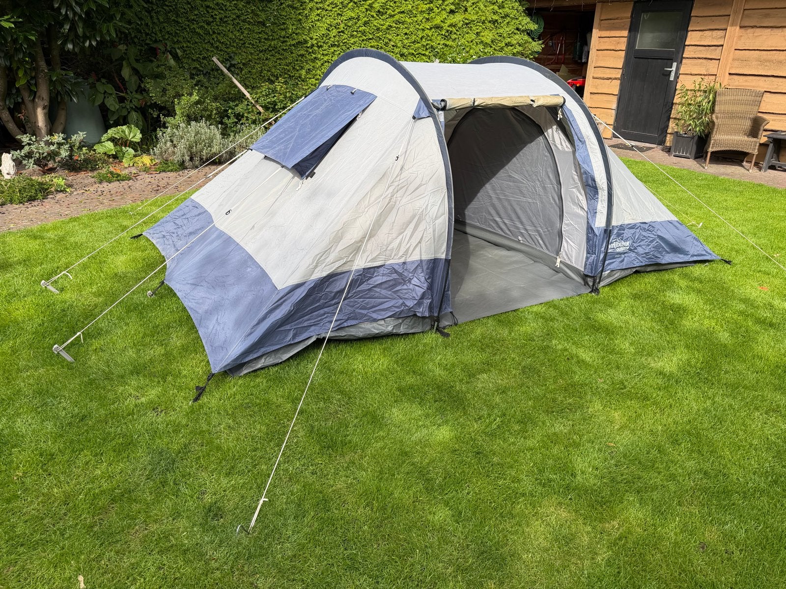 Vrijbuiter Outdoor Walnut Koepeltent - 4 persoons, Ophalen, Gebruikt, Tot en met 4