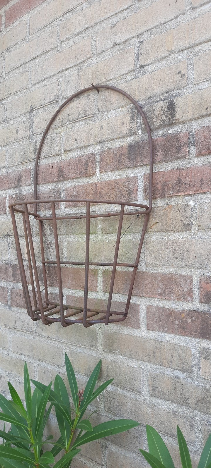 Metalen hooiruif / plantenbak voor buiten, Tuin en Terras, Gebruikt, Minder dan 60 cm, Ophalen of Verzenden, Balkon