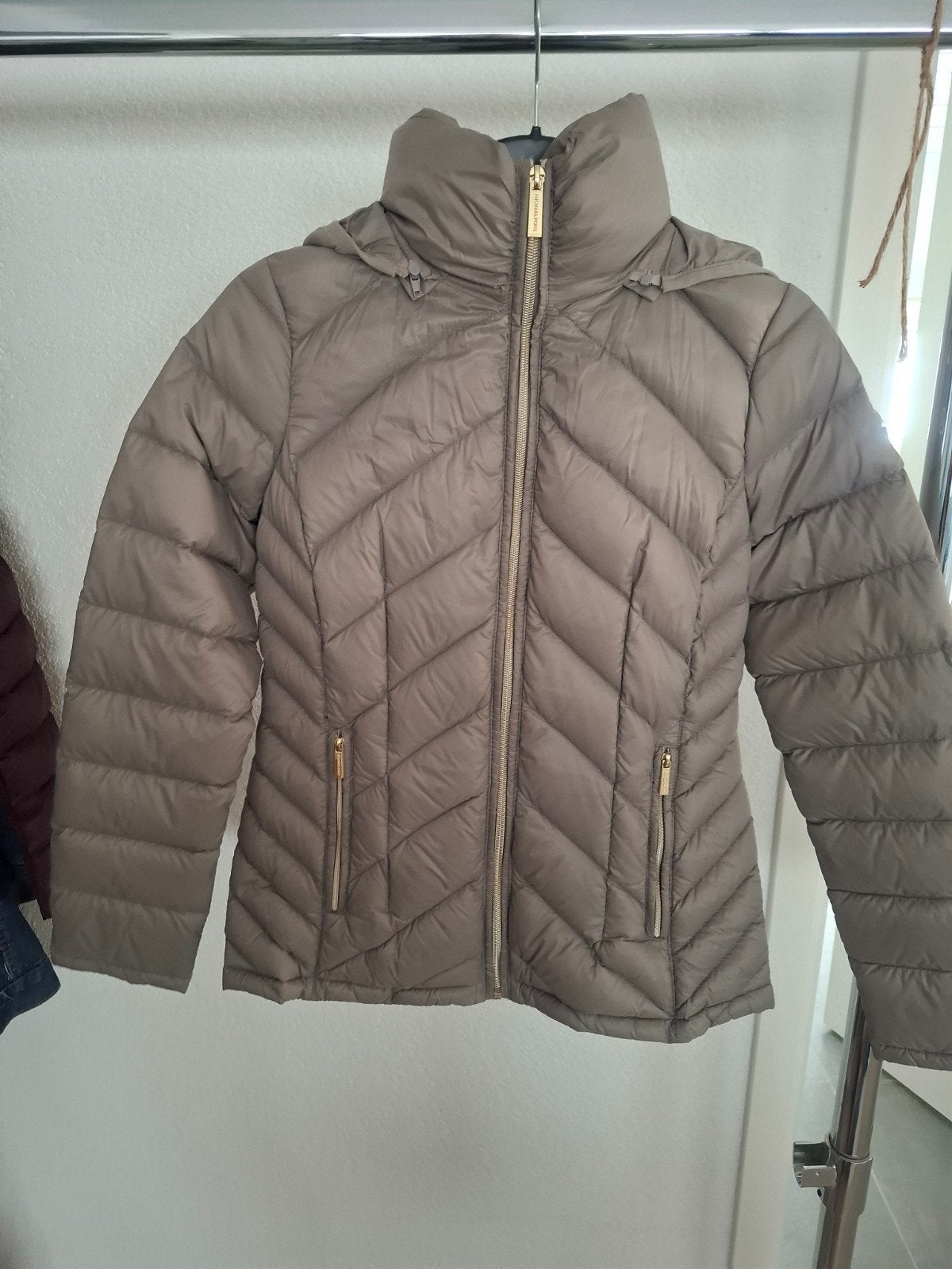 Michael Kors Dames Jas - Zo goed als nieuw, Kleding | Dames, Jassen | Winter, Michael Kors, Beige, Ophalen of Verzenden, Zo goed als nieuw